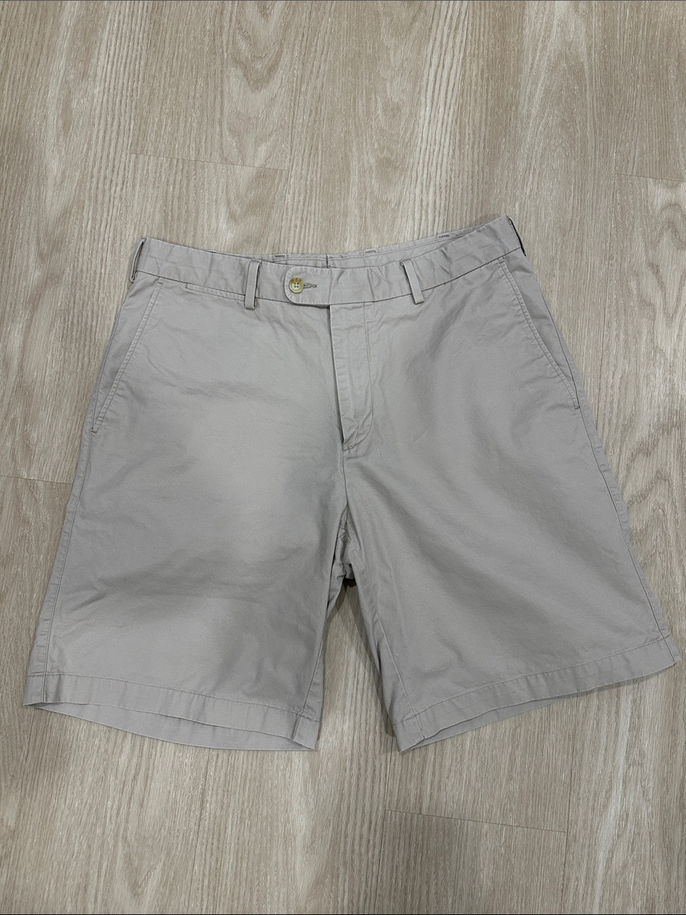 Peter Millar | Men's Flat Front Tan Cotton Chino Short (size 33)